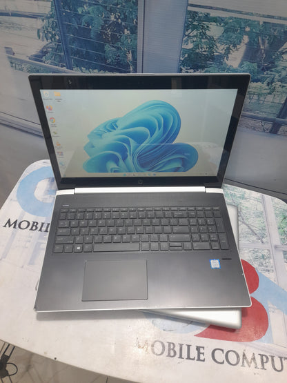 HP ProBook 450 G5 - Touch Screen - 8th Gen. Intel Core i5 - 256GB SSD - 8GB RAM - Keyboard Light - HDMI