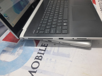 HP ProBook 450 G5 - Touch Screen - 8th Gen. Intel Core i5 - 256GB SSD - 8GB RAM - Keyboard Light - HDMI