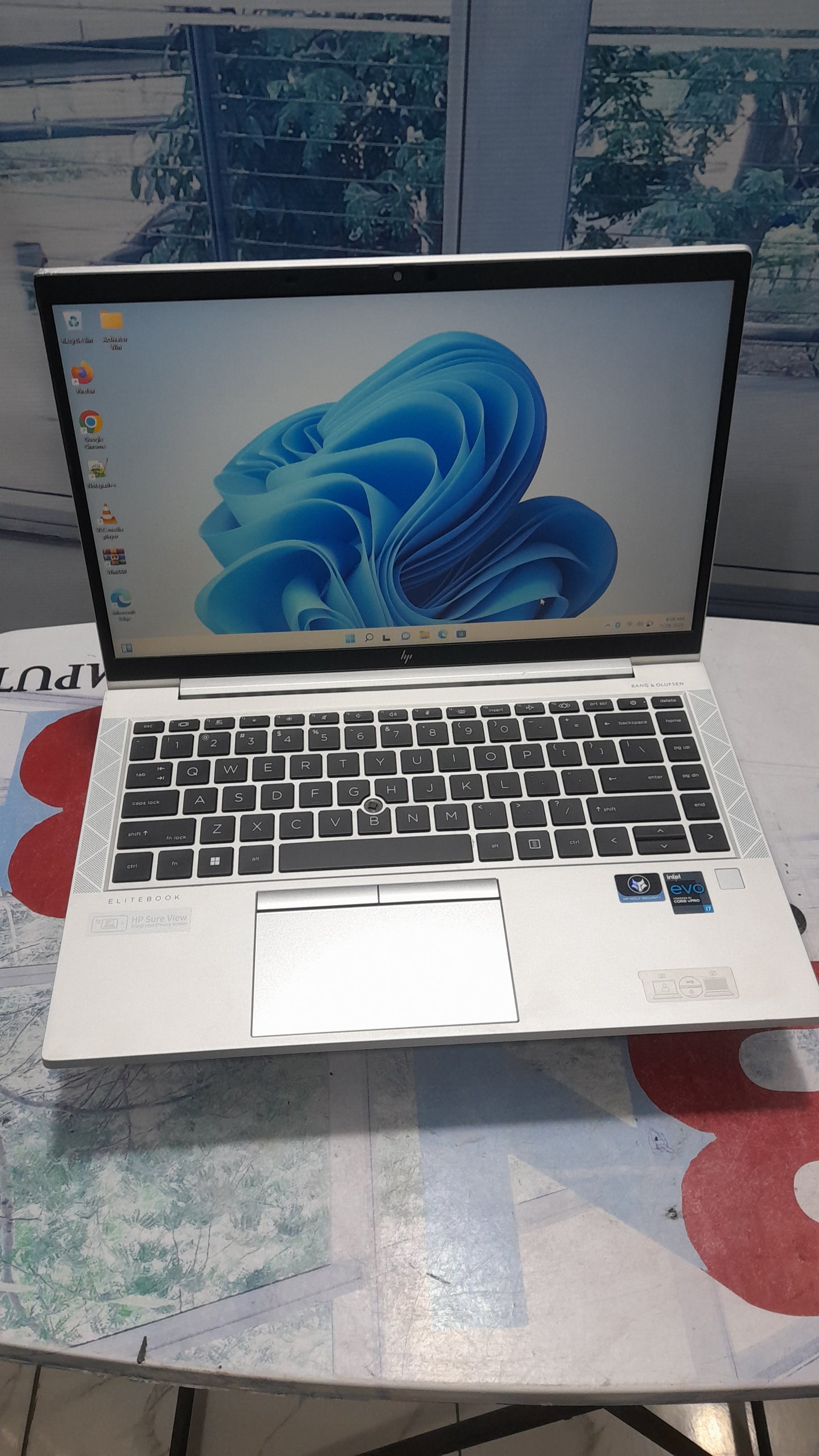 p EliteBook 840 G8 11th Gen. intel core i7 - 512GB SSD - 16GB RAM - 8GB Total Graphics - HDMI  Keyboard Light