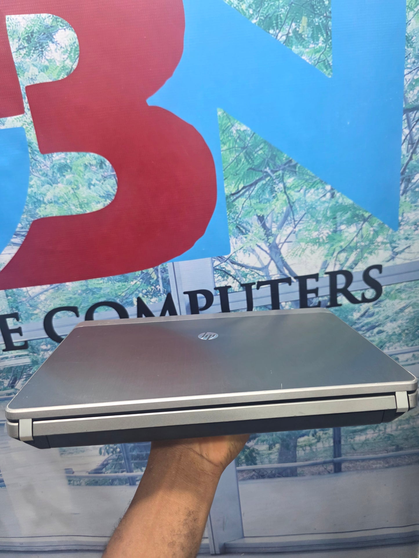 Hp Probbok 4430s 2nd Gen. intel core i5 320G HDD 8G RAM