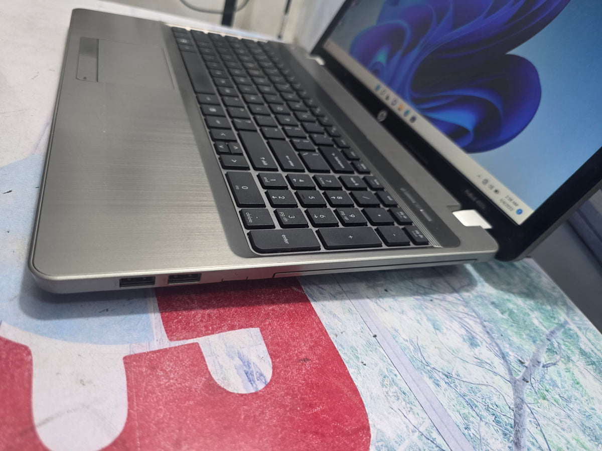 Hp Probbok 4430s 2nd Gen. intel core i5 320G HDD 8G RAM