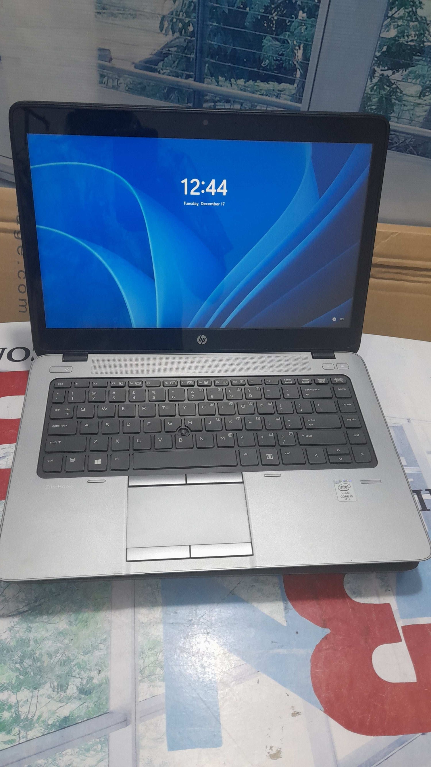 HP EliteBook 840 G1 - 4th Gen. Intel Core i5 - 500GB HDD - 8GB RAM - Keypad Light - Touchscreen