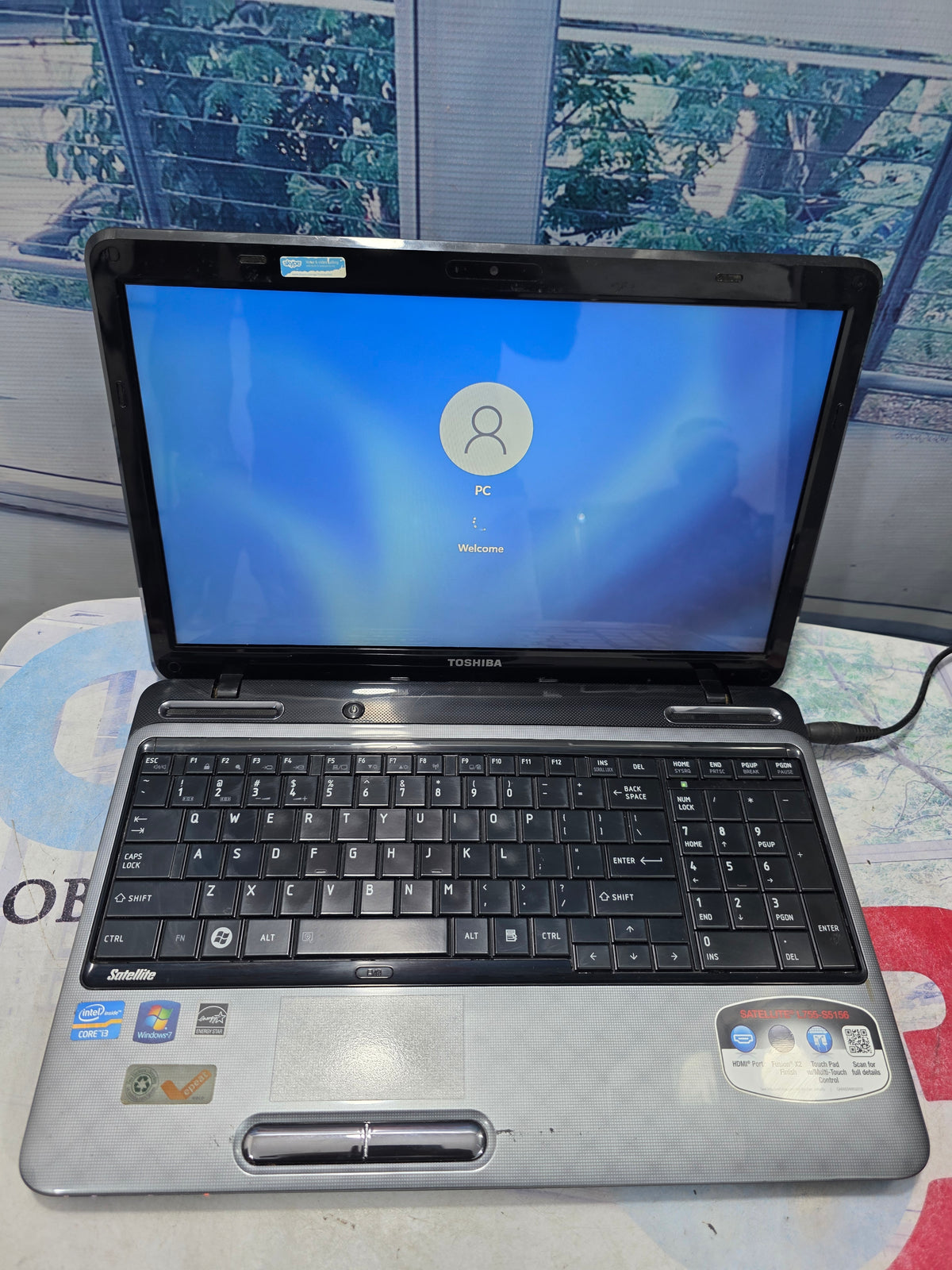Toshiba L755 Intel core i3 320G HDD 4G RAM 15inch screen size