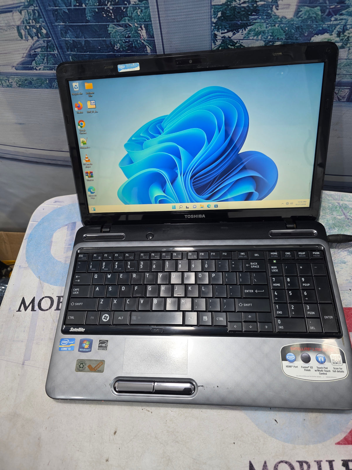Toshiba L755 Intel core i3 320G HDD 4G RAM 15inch screen size
