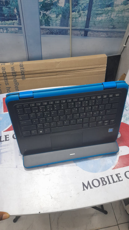 HP ProBook 11EE G3 x360 - 128GB SSD - 8GB RAM - 4GB Total Graphics - HDMI - x360 Touchscreen