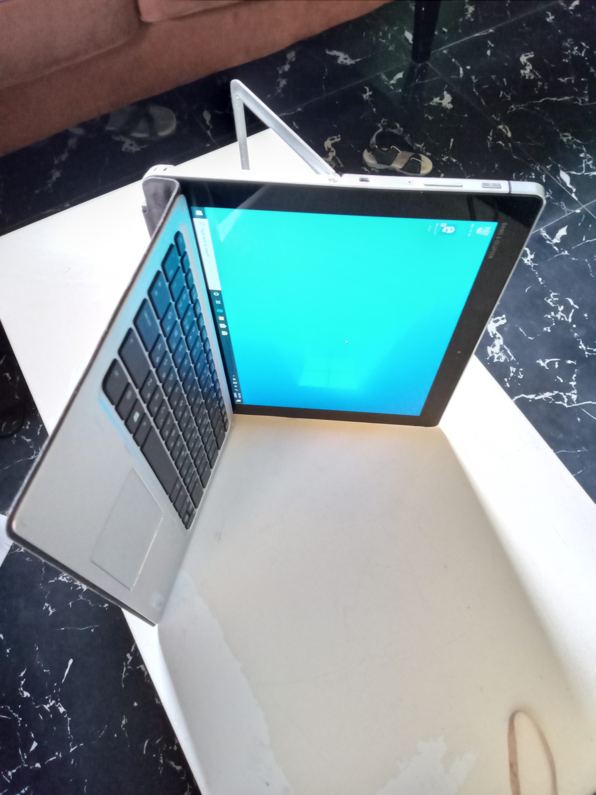 Cheap uk used hp x2 1012 laptop for sale in lagos core M5 , 256GB ssd , SLIM Keypadlight gbn mobile computer store usedcomputer,laptop,tocumbo,computervillage,ikeja,oshodi,arena,army,lagos,ladipo,ukused,londonused,american used Laptop,secondhand,computerstore,computershop