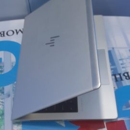 HP EliteBook 840 G5 8th Generation. Intel Core i7 - 256GB SSD - 8GB RAM - 8GB Total Graphics - Keyboard Light - HDMI