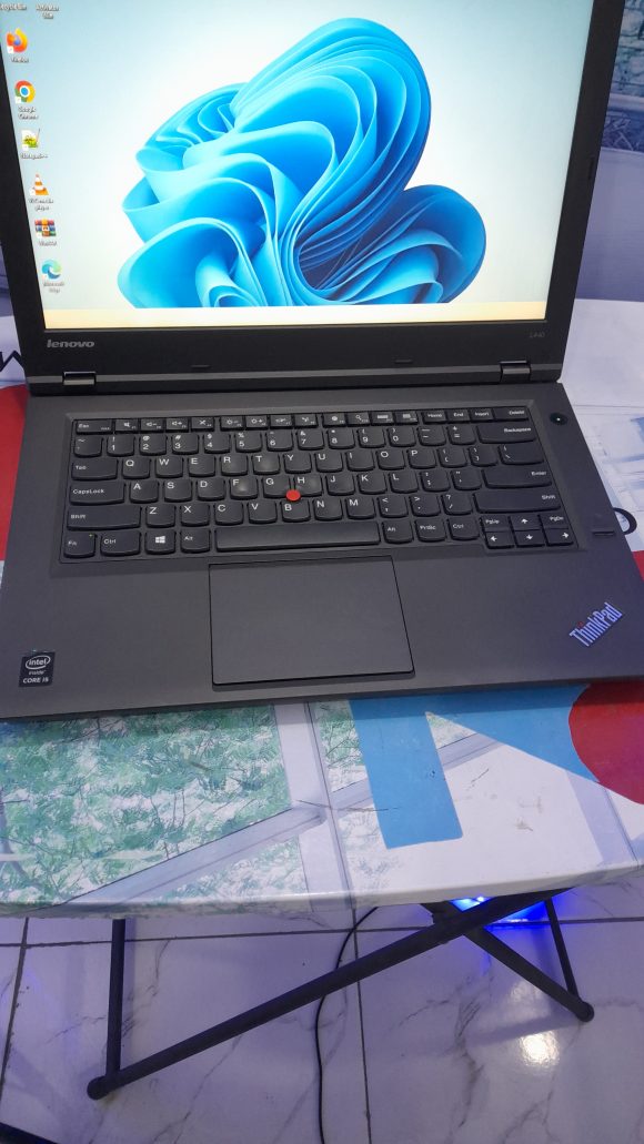 Lenovo ThinkPad L440 4th Gen. Intel Core i5 2.5ghz 320GB HDD 4GB RAM