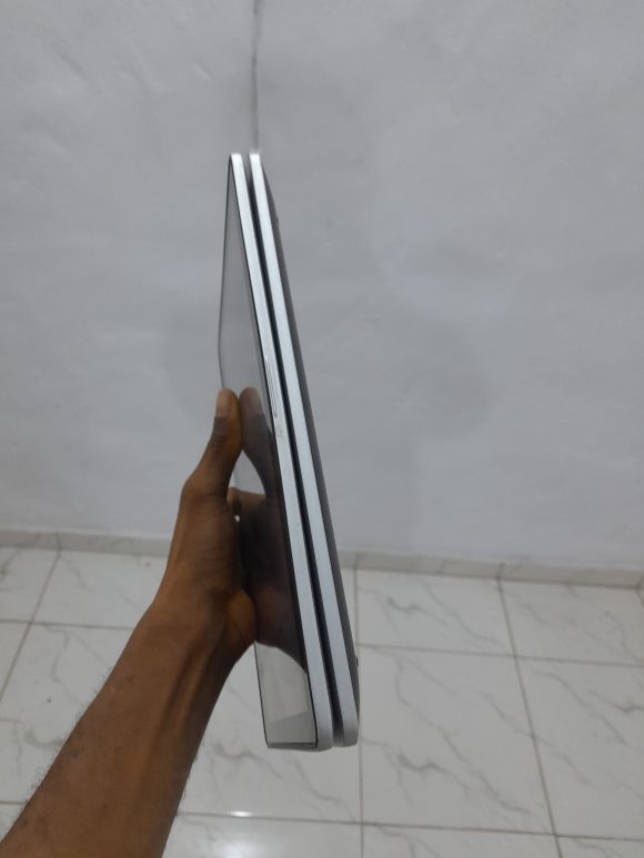 uk used HP Revolve 810 G2 - 4th Gen. Intel Core i5 - 2568GB SSD - 8GB RAM - Keypad Light - Touchscreen - 2.1GB Total Graphics for sale in ikeja computer village