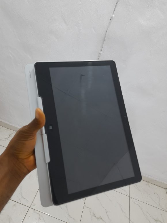 uk used HP Revolve 810 G2 - 4th Gen. Intel Core i5 - 2568GB SSD - 8GB RAM - Keypad Light - Touchscreen - 2.1GB Total Graphics for sale in ikeja computer village